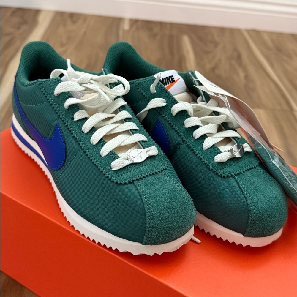 Nike Cortez women sneakers Green Retro 5.5 size